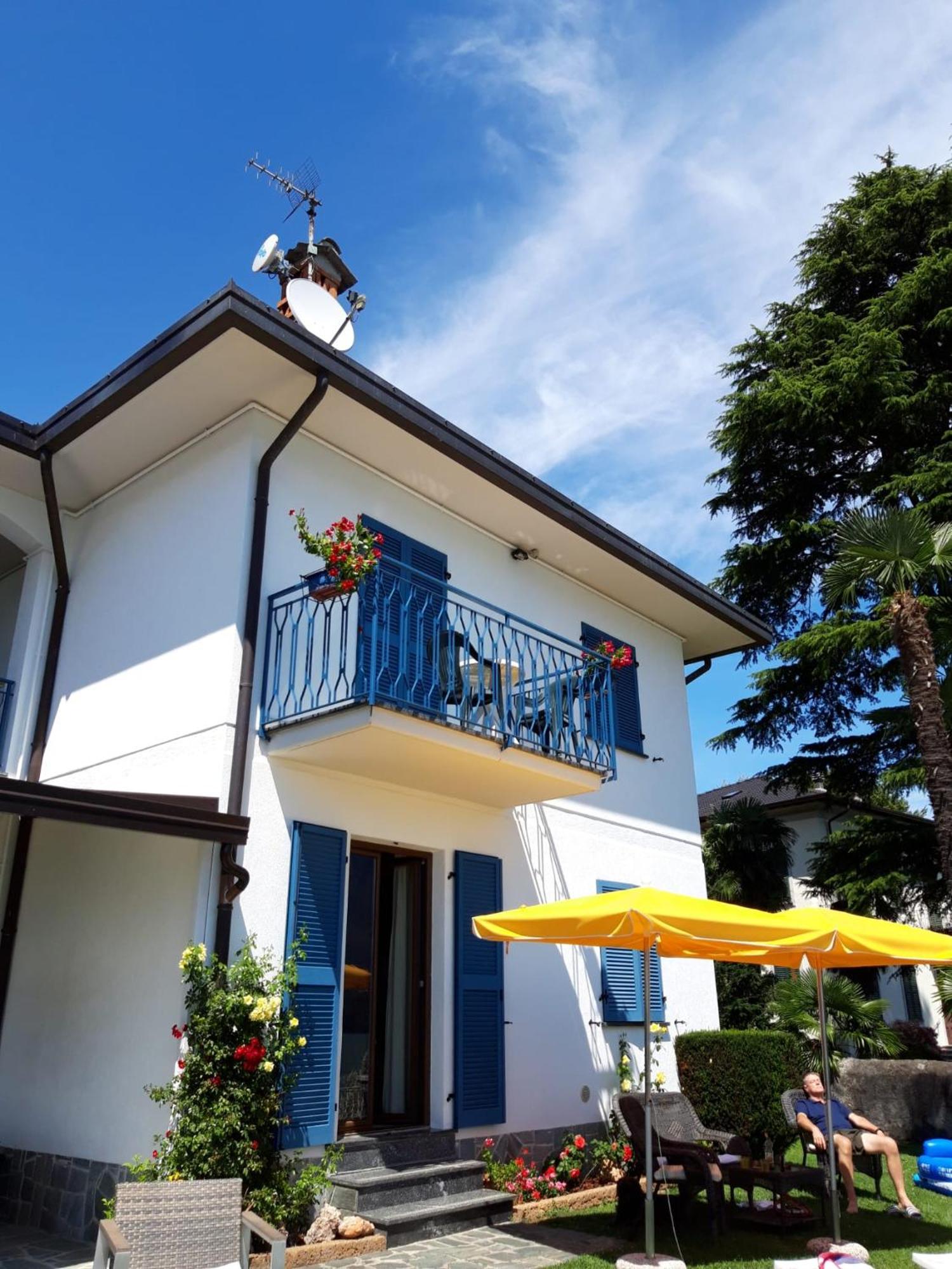 Residence Leggeri Apartments Domaso Exterior photo